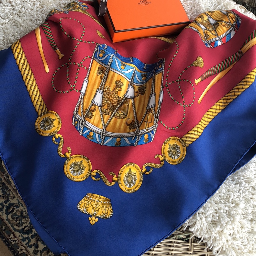 Hermes scarf - Picture 5 of 17